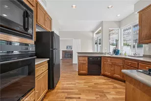 45388 Callesito Burgos, Temecula, CA 92592 - Photo 8