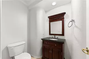 23715 Via Segovia St, Murrieta, CA 92562 - Photo 32