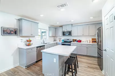 28297 Dusky Willow, Nuevo, CA 92567 - Photo 4
