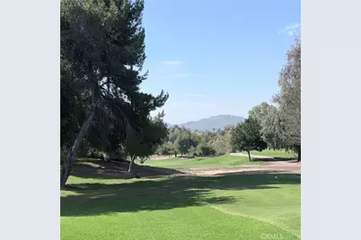 31281 Canterbury Court, Temecula, CA 92591 - Photo 18