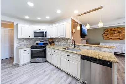 26838 Mountain Glen, Menifee, CA 92584 - Photo 12