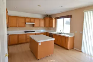 23281 Highland Oaks Ct, Wildomar, CA 92595 - Photo 4