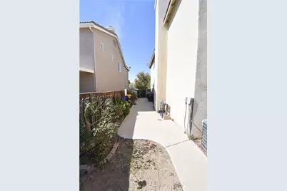 23281 Highland Oaks Court, Wildomar, CA 92595 - Photo 14