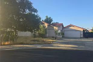 1010 Gneiss Ct, Hemet, CA 92543 - Photo 1