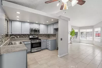 5311 Katrina, Palmdale, CA 93552 - Photo 8