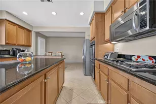 8418 Lourenco Ln, Eastvale, CA 92880 - Photo 12
