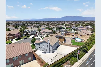 8418 Lourenco Lane, Eastvale, CA 92880 - Photo 54