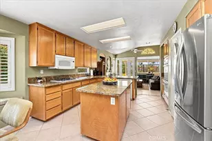 40482 Calle Lampara, Murrieta, CA 92562 - Photo 14