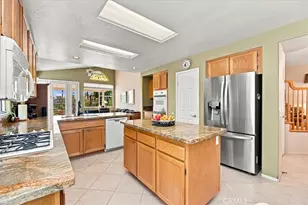 40482 Calle Lampara, Murrieta, CA 92562 - Photo 16