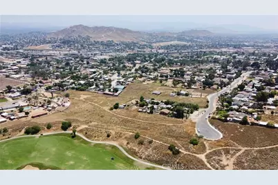 3450 Scenic Drive, Riverside, CA 92509 - Photo 14