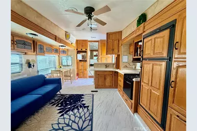 827 Deerwood Drive, San Jacinto, CA 92583 - Photo 6