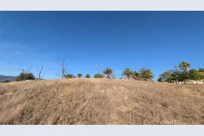 1 Hill Avenue, Lake Elsinore, CA 92530 - Photo 8