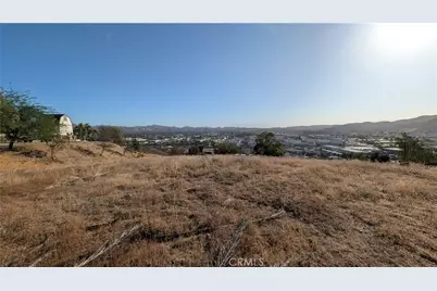 1 Hill Avenue, Lake Elsinore, CA 92530 - Photo 10