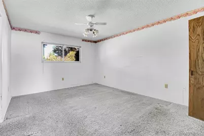 27307 Hemet, Hemet, CA 92544 - Photo 14
