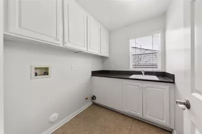 1696 Tamarron, Corona, CA 92883 - Photo 28