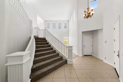 1696 Tamarron, Corona, CA 92883 - Photo 6