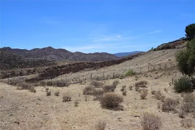 30450 Sparkle Drive, Canyon Lake, CA 92587 - Photo 4