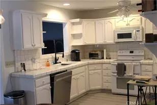 1661 W Wesley Pl, Hemet, CA 92543 - Photo 6