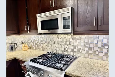 6397 Marbella, Eastvale, CA 91752 - Photo 12