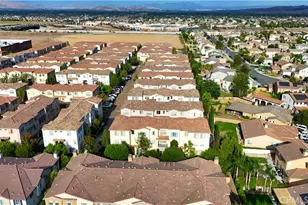 6397 Marbella, Eastvale, CA 91752 - Photo 44
