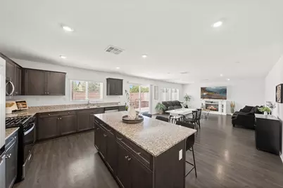 1385 Caprice Court, Hemet, CA 92543 - Photo 4