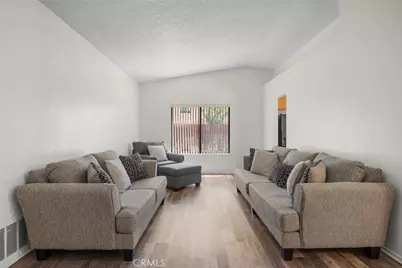 1539 Teton, San Bernardino, CA 92407 - Photo 4