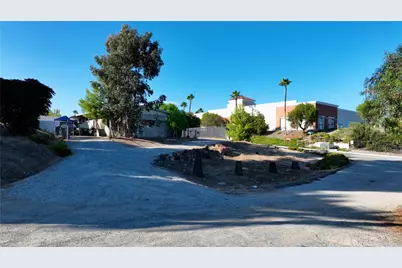 41395 Sycamore, Murrieta, CA 92562 - Photo 18