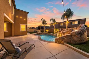 30881 Bristly Ct, Murrieta, CA 92563 - Photo 2