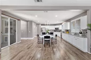 30881 Bristly Ct, Murrieta, CA 92563 - Photo 16