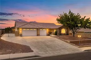 12922 Lompoc, Apple Valley, CA 92308 - Photo 1