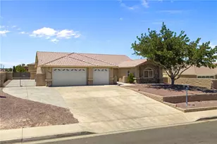 12922 Lompoc, Apple Valley, CA 92308 - Photo 32