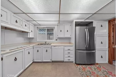 28610 Via Arboleda, Murrieta, CA 92563 - Photo 12