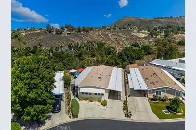 28610 Via Arboleda, Murrieta, CA 92563 - Photo 4