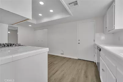 42865 Normandy, Lancaster, CA 93536 - Photo 4