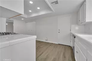 42865 Normandy, Lancaster, CA 93536 - Photo 4