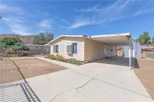 26299 Olson, Homeland, CA 92548 - Photo 2