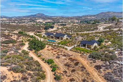 40200 E Benton Road, Hemet, CA 92544 - Photo 24