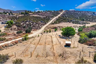40200 E Benton Road, Hemet, CA 92544 - Photo 8