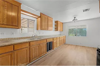 18580 Decker, Perris, CA 92570 - Photo 4