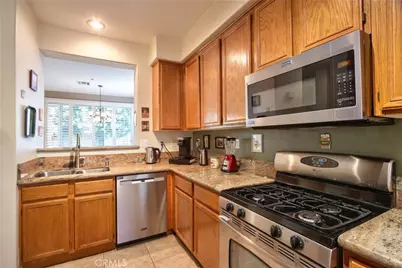 39183 Flamingo Bay #D, Murrieta, CA 92563 - Photo 10