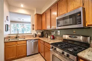 39183 Flamingo Bay, Murrieta, CA 92563 - Photo 10
