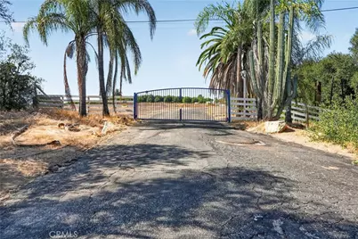 2864 Live Oak Park, Fallbrook, CA 92028 - Photo 1