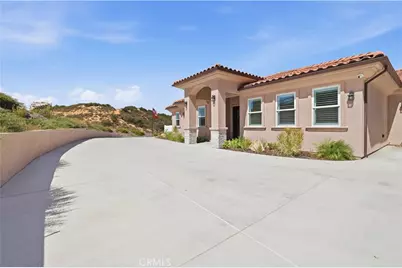 20451 Paseo Montana, Murrieta, CA 92562 - Photo 2