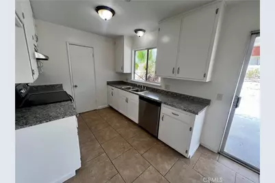 5884 Bagley Avenue, 29 Palms MCB, CA 92277 - Photo 12