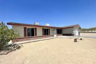 5884 Bagley Ave, 29 Palms MCB, CA 92277 - Photo 2