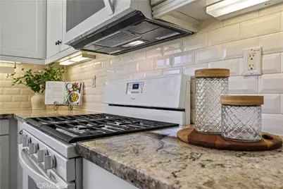 31481 Darlington Oak Drive, Winchester, CA 92596 - Photo 40