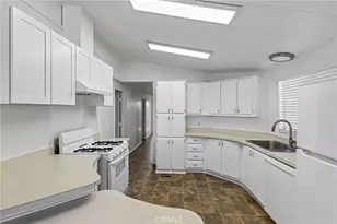 913 S Grand Ave, San Jacinto, CA 92582 - Photo 4