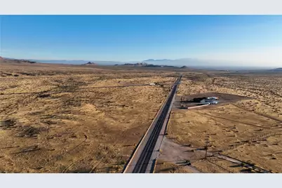 4 Stoddard Wells Road, Apple Valley, CA 92307 - Photo 6