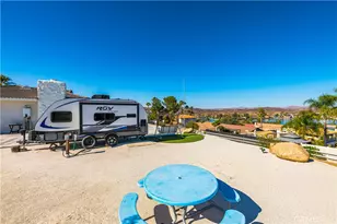 22475 Loch Lomond Dr, Canyon Lake, CA 92587 - Photo 8