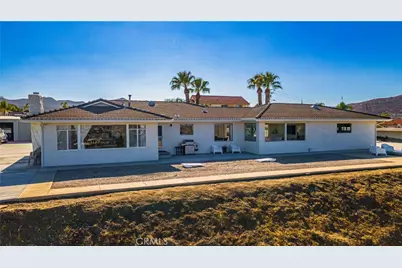 22475 Loch Lomond Drive, Canyon Lake, CA 92587 - Photo 38